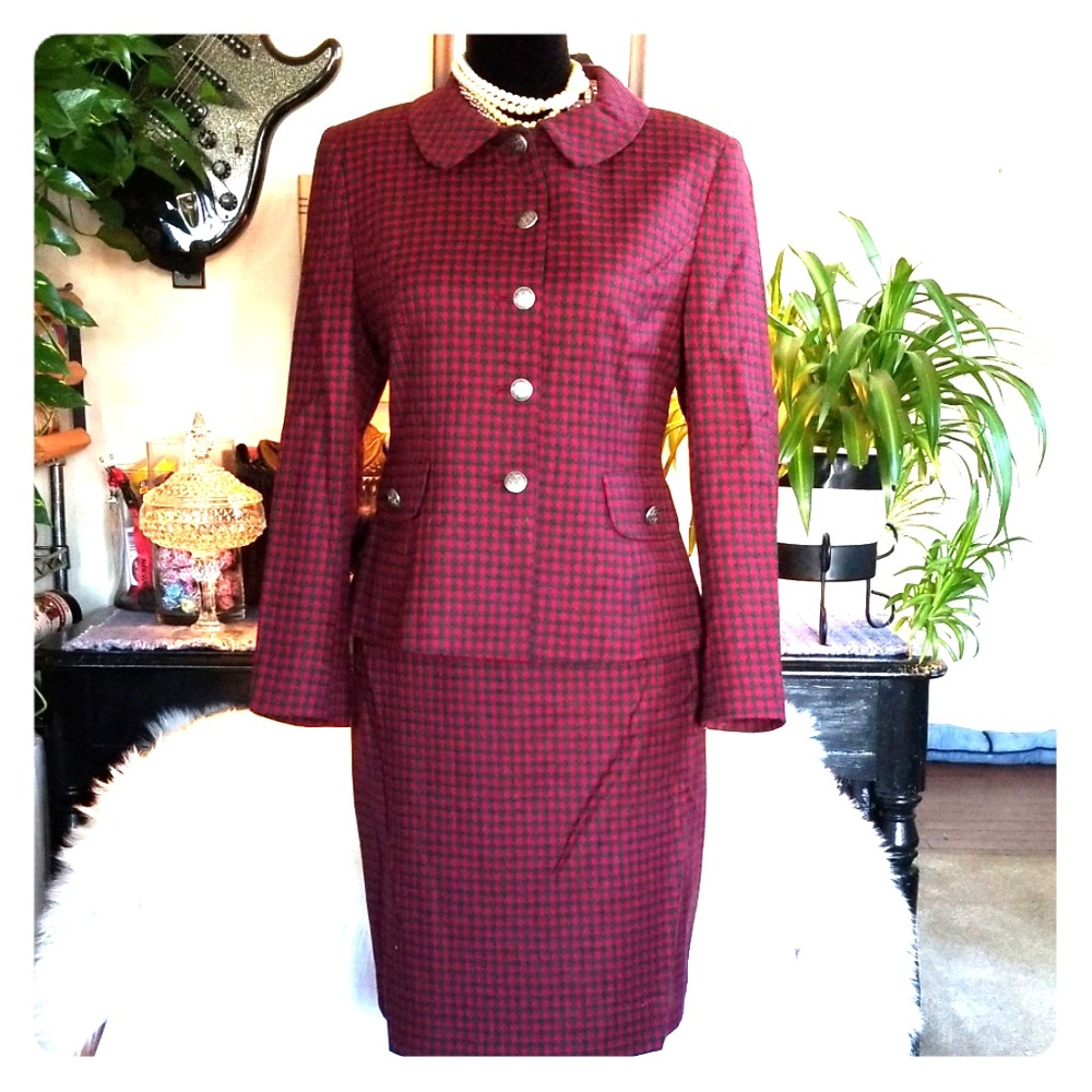 Dress Suits Sz 4